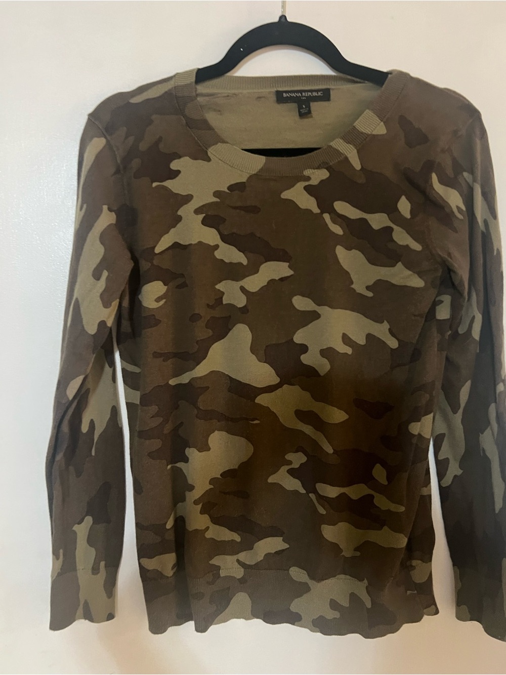 Banana Republic womens Camouflage Crewneck Sweater - Olive/Brown